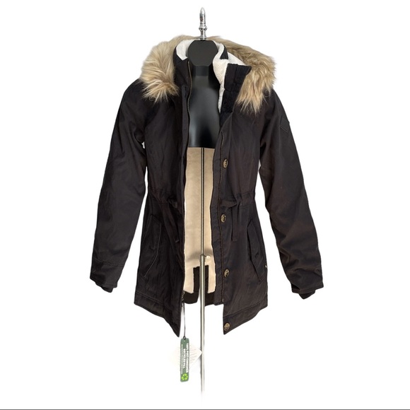Hollister Jackets & Blazers - NWT Hollister XS Heritage Collection Winter Parka